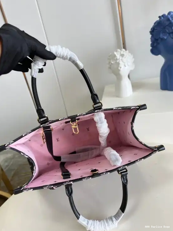 Aaa replica ru VUITTON ONTHEGO LOUIS 0703